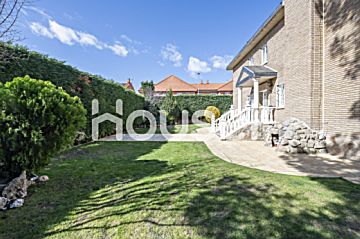  Venta de casas/chalet con terraza en Rivas-VaciaMadrid